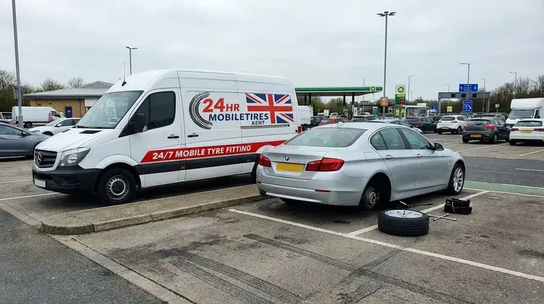 •	Professional mobile tyre fitting service across North, South, East and West London